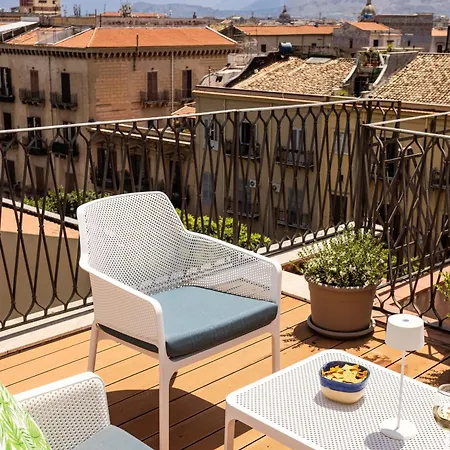 With 2 Terraces Near Teatro Massimo *