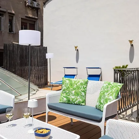 With 2 Terraces Near Teatro Massimo * 巴勒莫