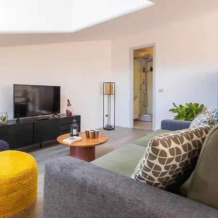 With 2 Terraces Near Teatro Massimo *